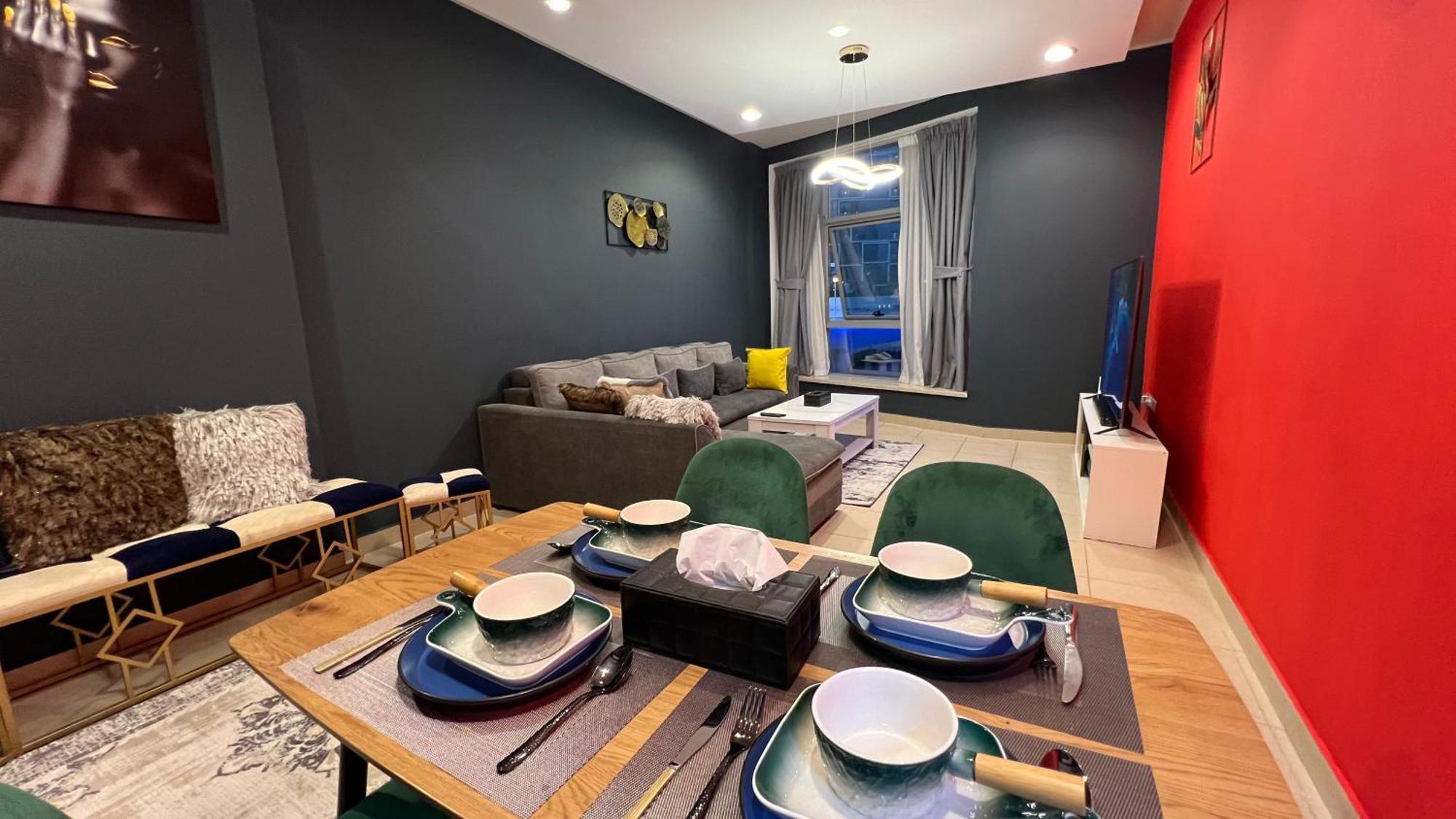 Premium Dubai Marina Two Bedroom Apartments With Sea View - Family Only Екстер'єр фото